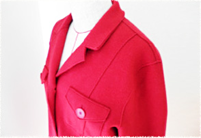 コート肩幅つめ前